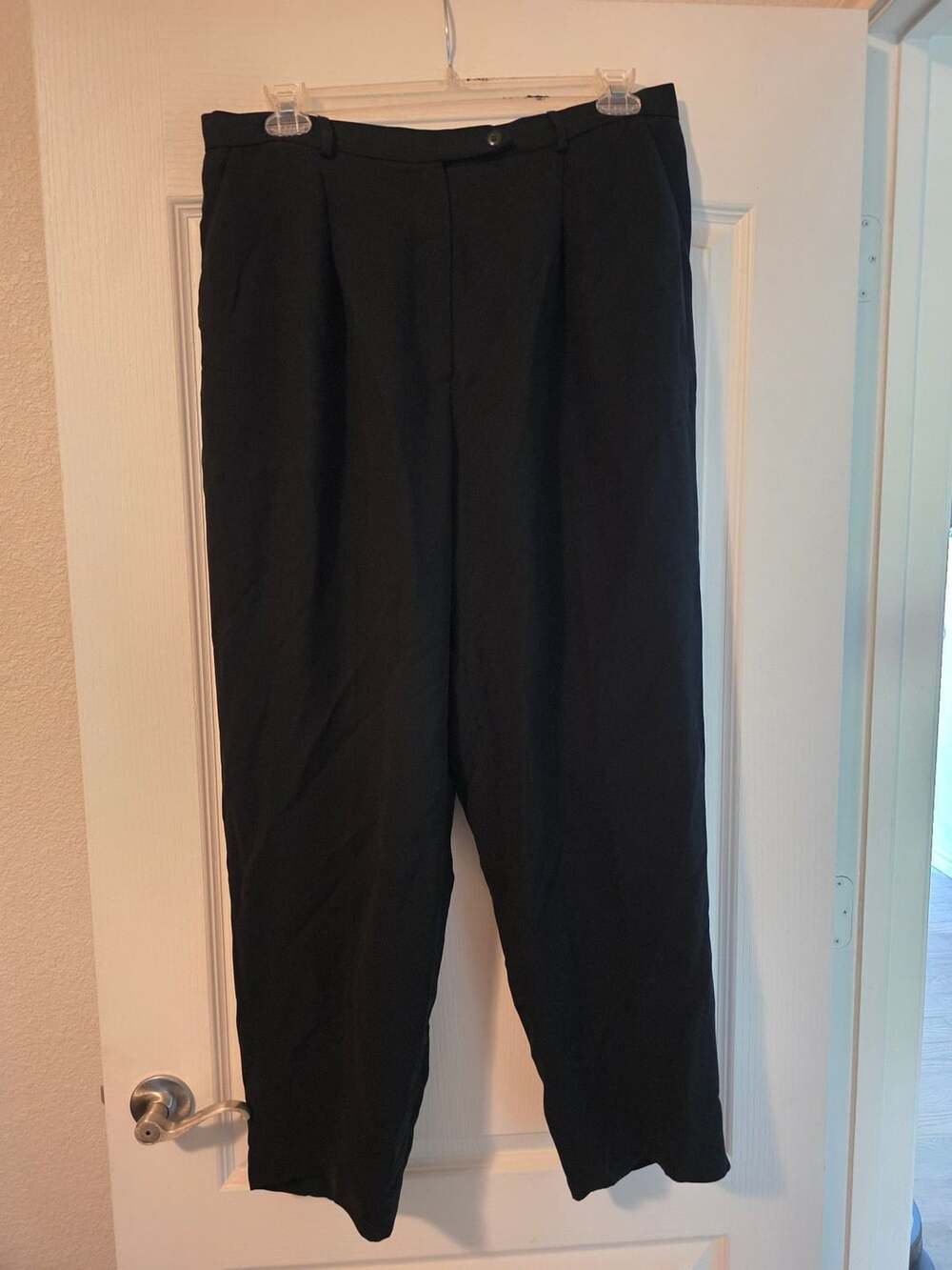 Casual Corner Annex Essentials Black Plus Size 18W Pleated Pants
